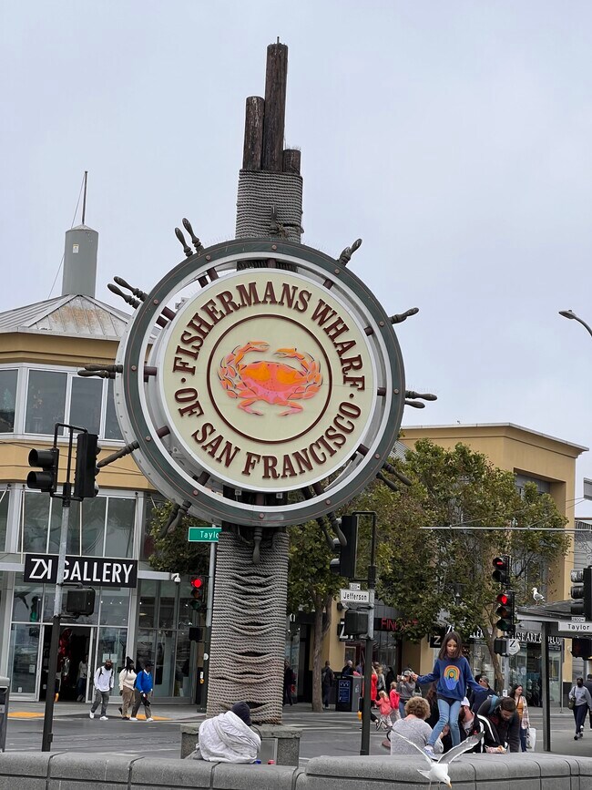 Building Photo - 445 Chestnut St