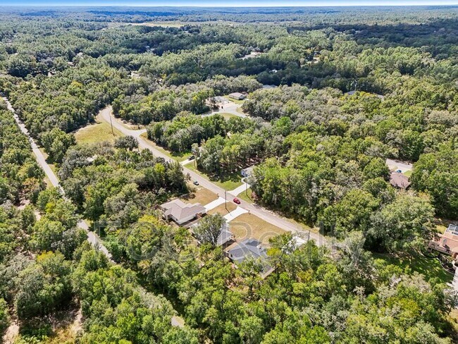 Building Photo - 10687 N Adler Dr