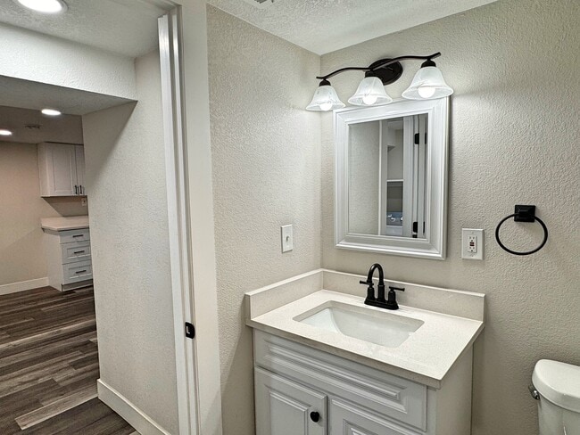 Building Photo - 3250 Meade St