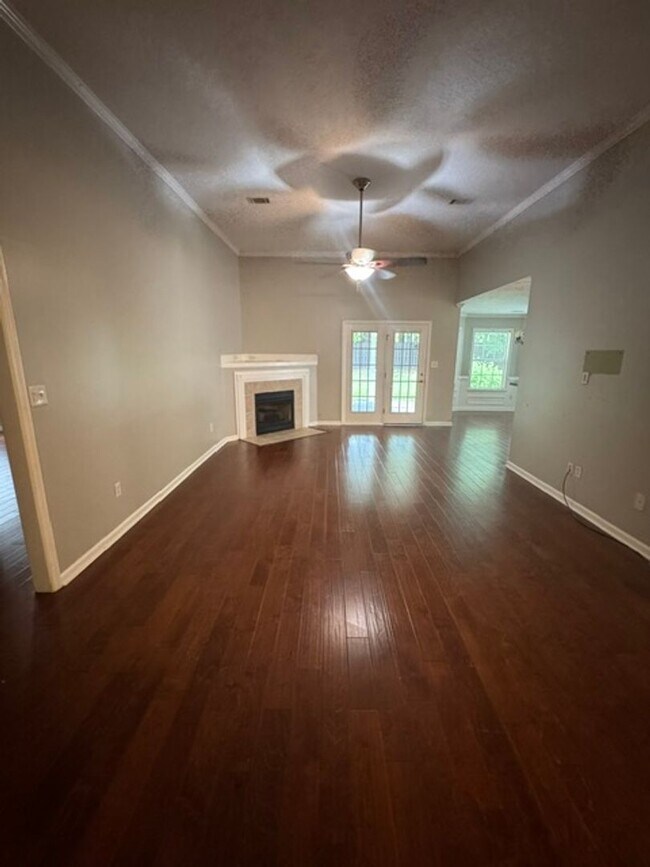 Building Photo - Available Now In Riverwood Plantation!