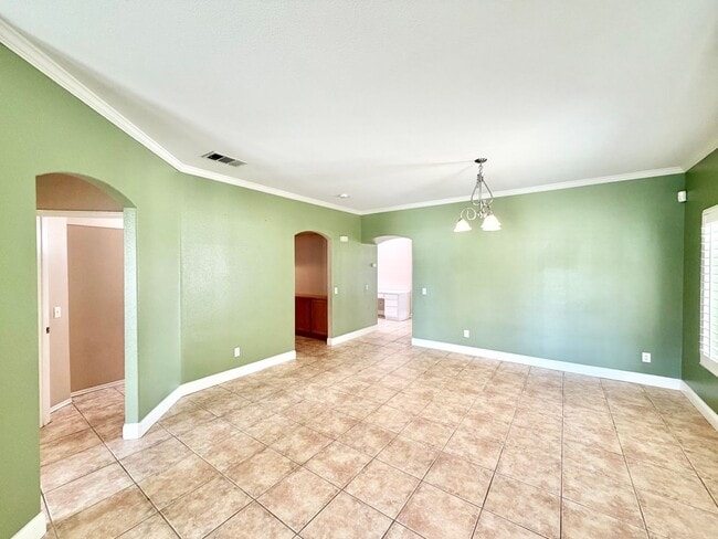 Building Photo - 37961 Veranda Way