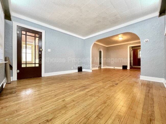 Building Photo - 1183 Emerson Ave