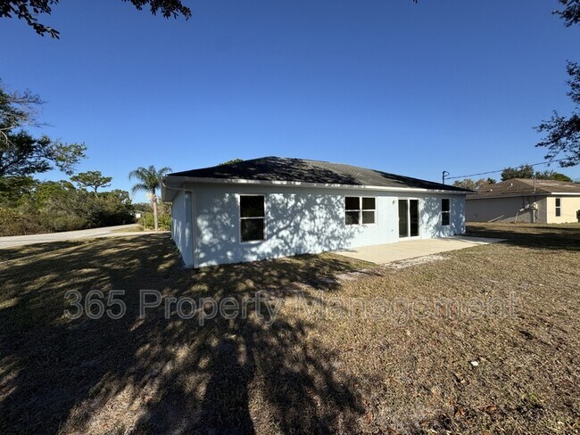 Building Photo - 3614 Cordova Terrace