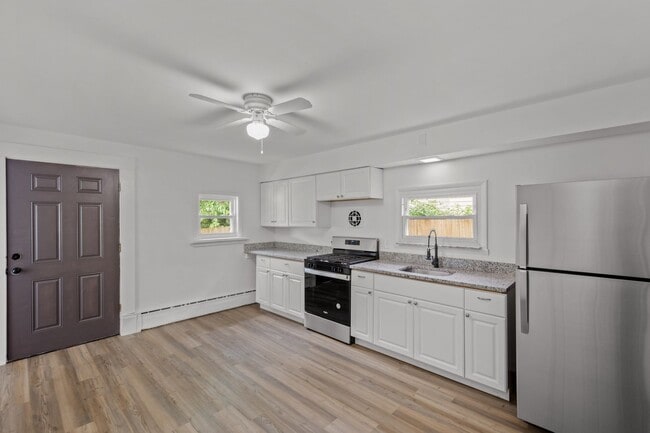 Building Photo - Beautiful 2 bedroom home in Rankin available May 1!