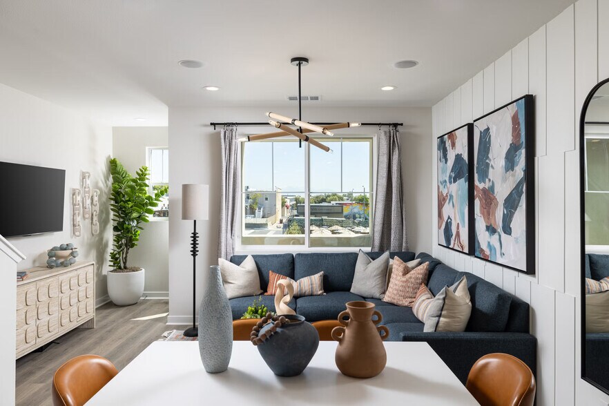 Building Photo - 111 N 1st Ave