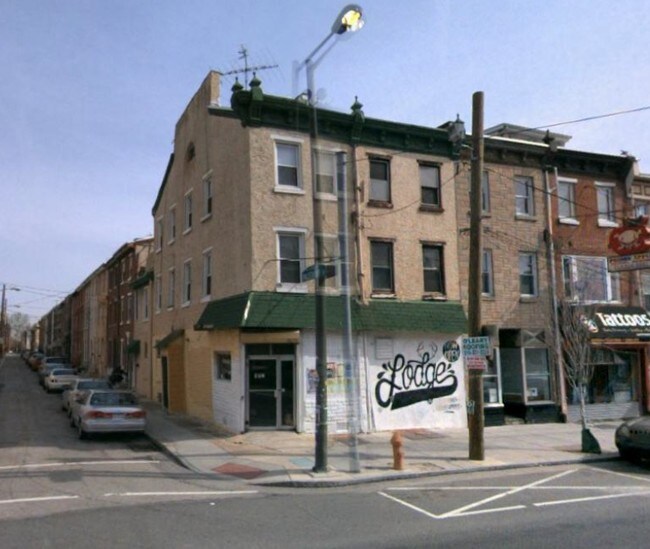 Primary Photo - 175-177 W Girard Ave