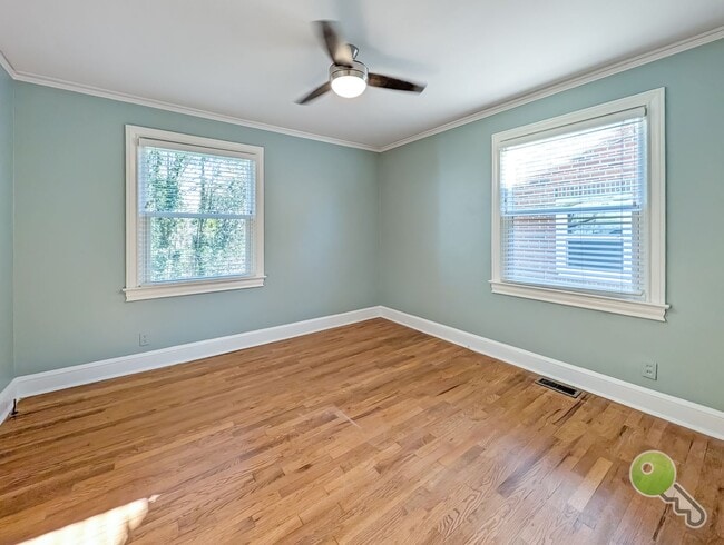 Building Photo - Charming Updated 2BR Home Near Downtown Greenville
