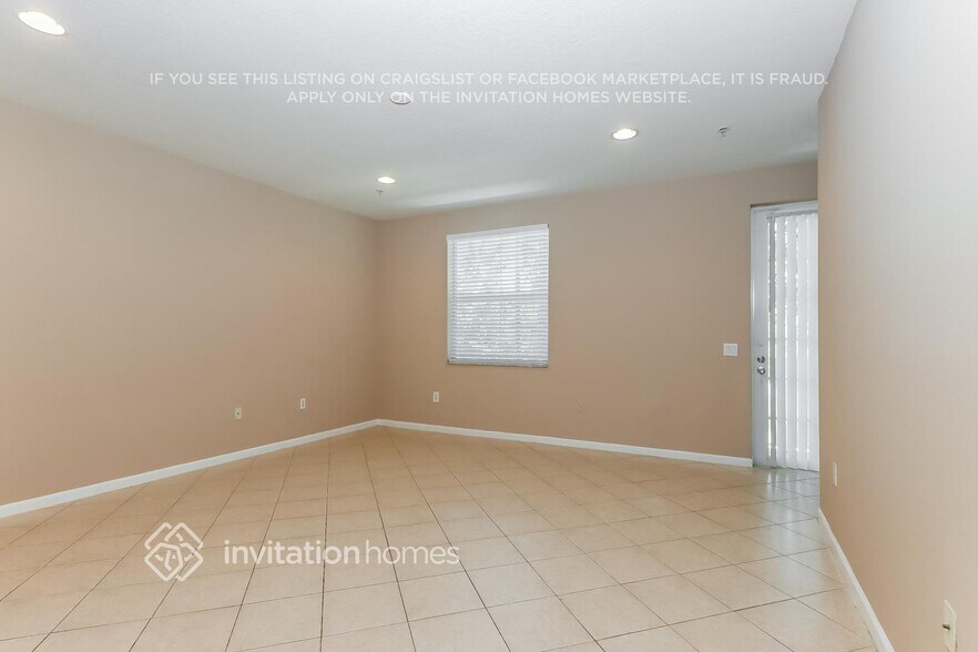 Building Photo - 1334 Piazza Pitti