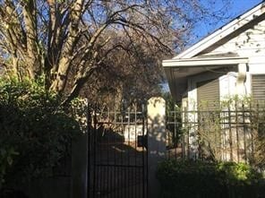 Building Photo - 2950 Glenn Lakes Ln