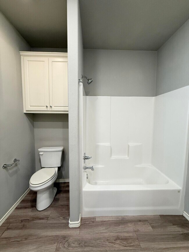 Building Photo - 1217 Preston Trails