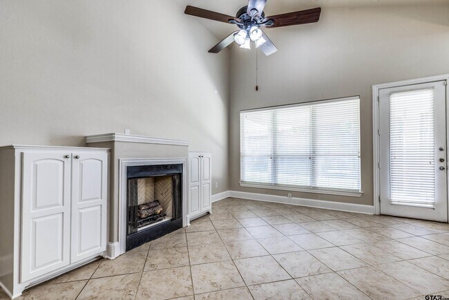Building Photo - 12579 Kara Lynn Place