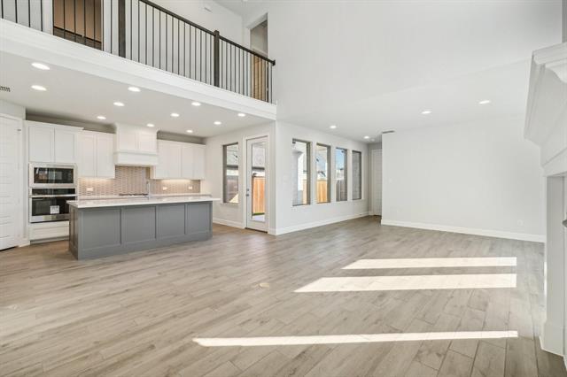 Building Photo - 1628 Victoria Pl