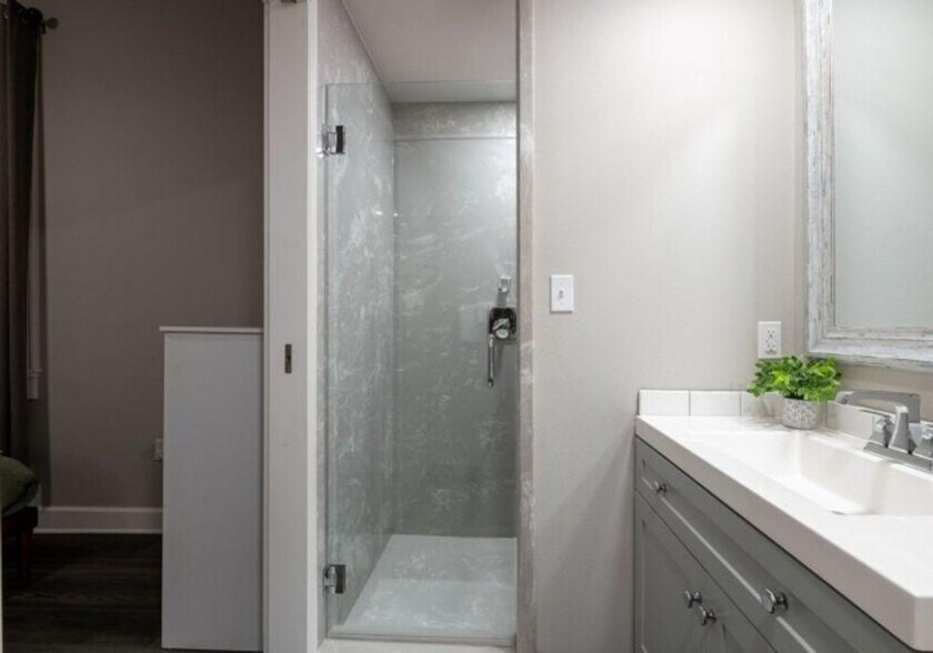 Building Photo - 3500 St Claude Ave