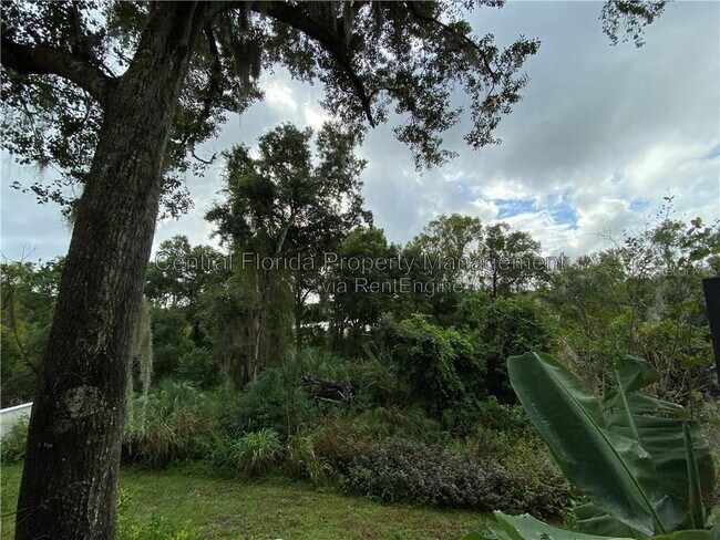 Building Photo - 587 Northbridge Dr
