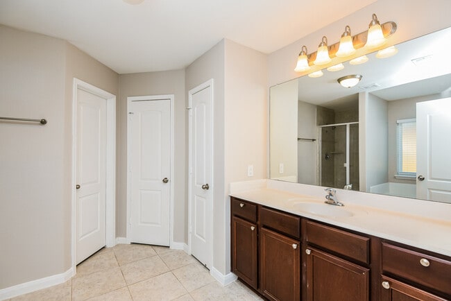 Building Photo - 13120 Tower Ln