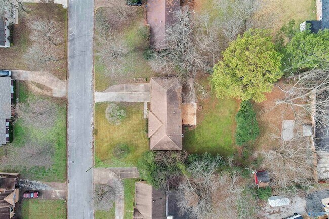 Building Photo - 6304 Davies Ave NW