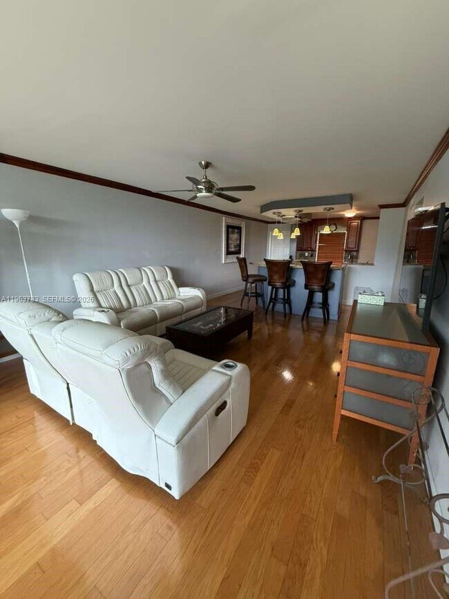 Building Photo - 2691 S Course Dr