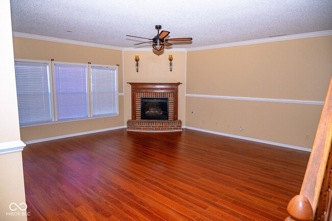 Building Photo - 10634 Cyrus Dr