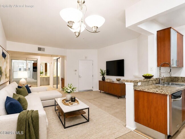 Building Photo - 620 S Gramercy Pl