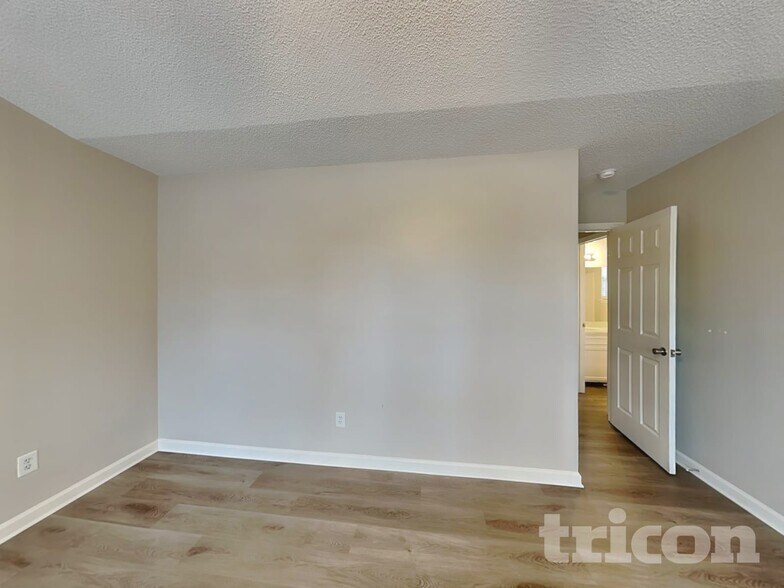 Building Photo - 412 Budby Ct