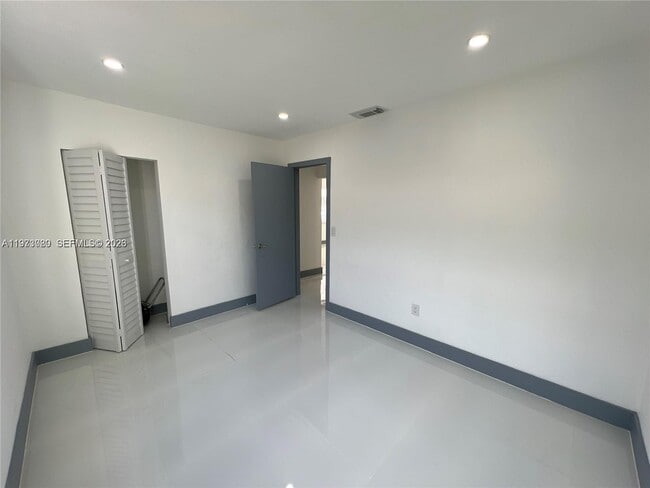 Building Photo - 2441 NW 32nd St