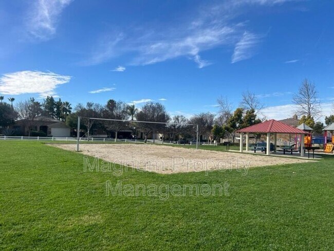 Building Photo - 31651 McCartney Dr