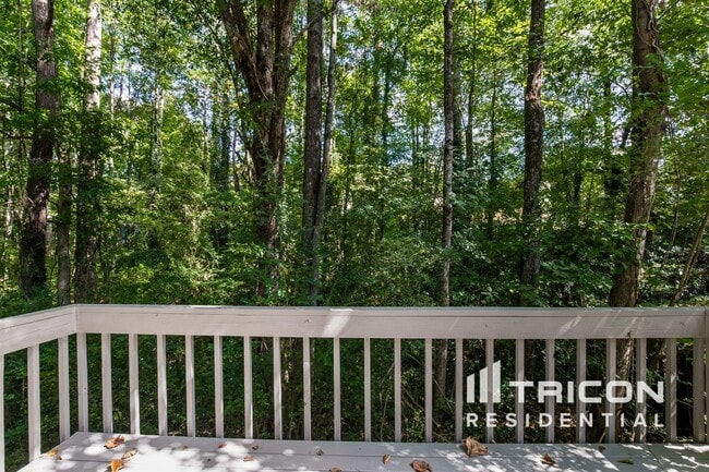 Building Photo - 1358 Chatley Way