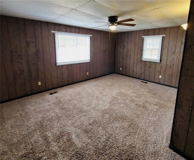 Building Photo - 7025 Rico Rd