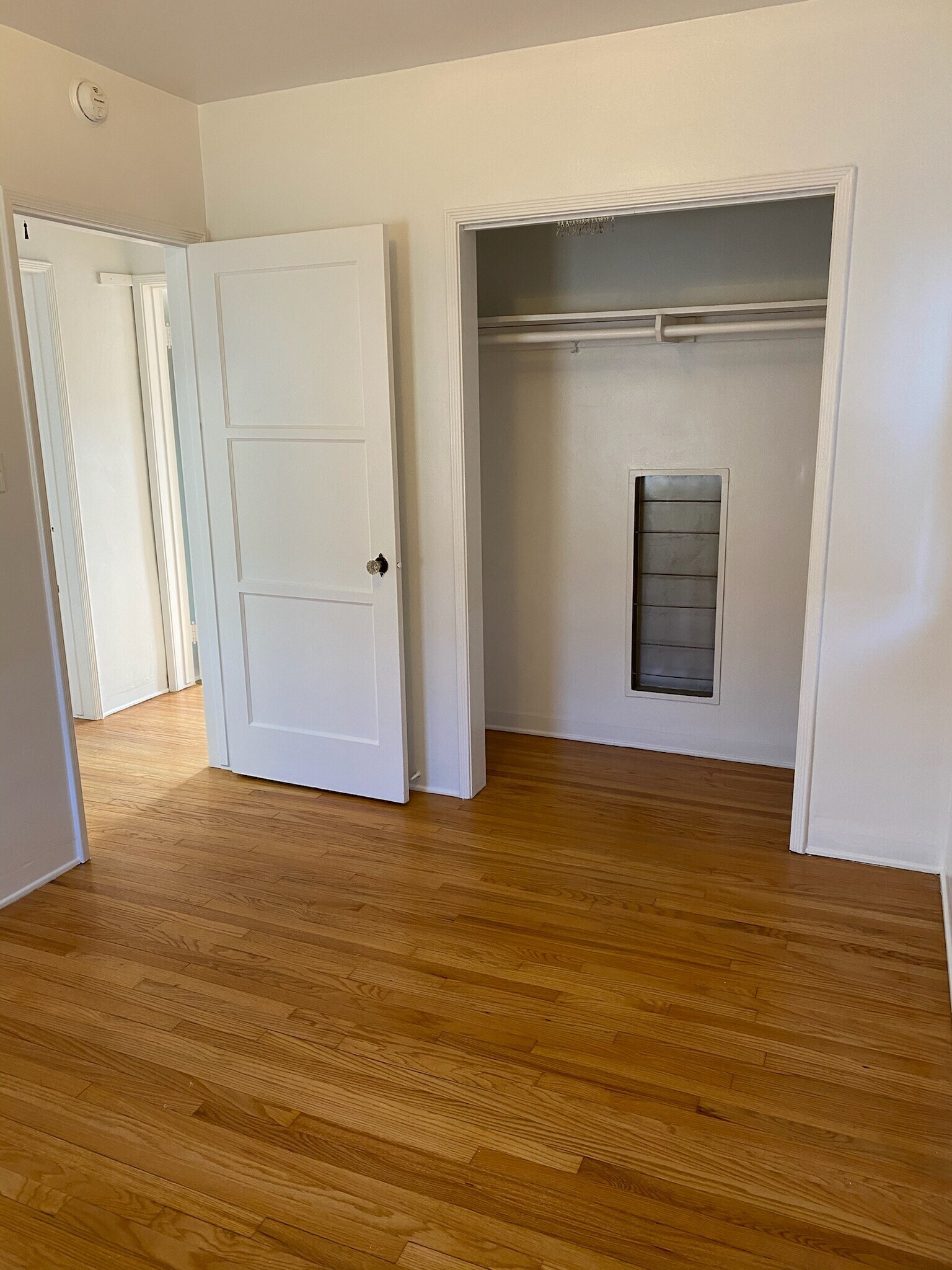 Building Photo - 4557 Alumni Ave