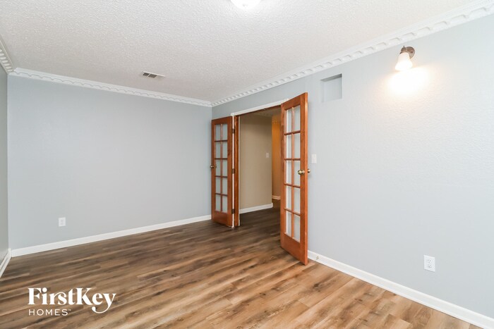 Building Photo - 5708 Addington Dr