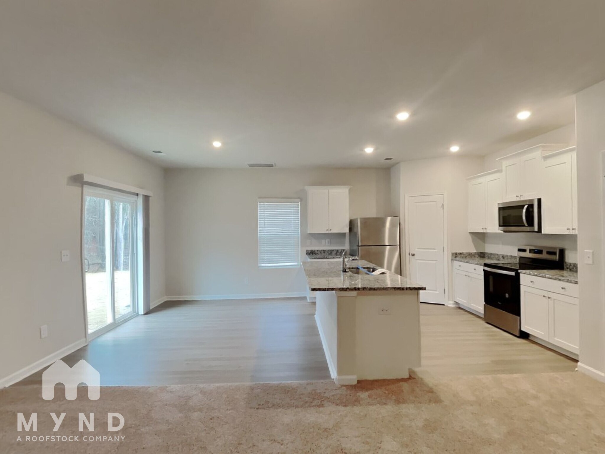 Building Photo - 104 Everglade Wy