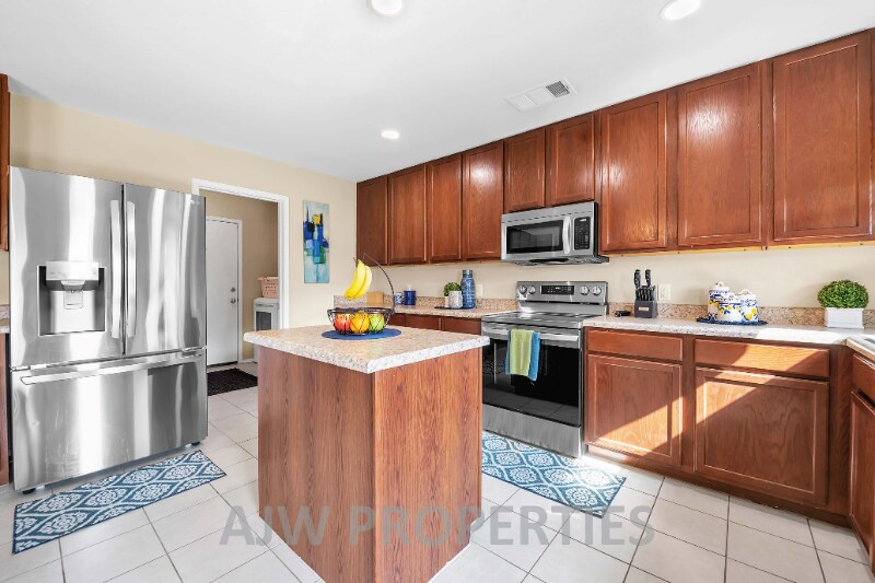 Building Photo - 9208 Bellgrove Ct