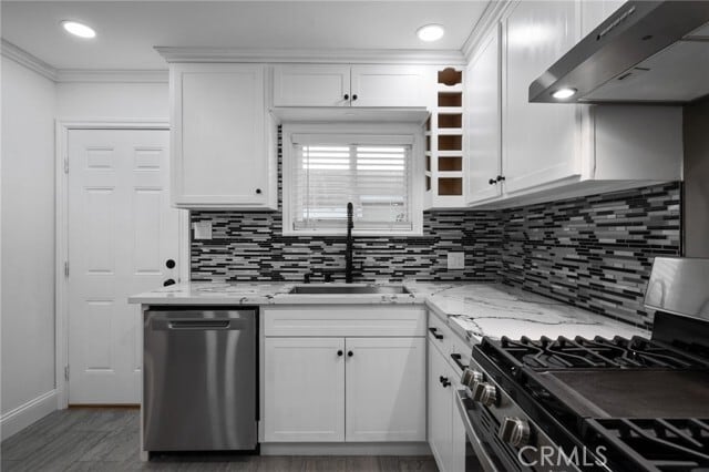 Building Photo - 2023 Border Ave