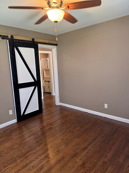 Building Photo - 1408 Fort Manor Dr