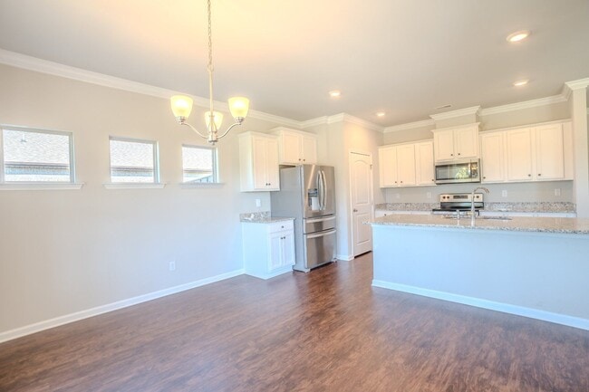 Building Photo - 14145 Lannister Ln