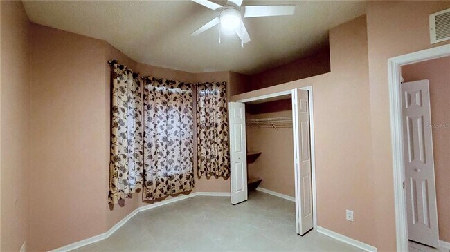 Building Photo - 4712 Mapletree Loop