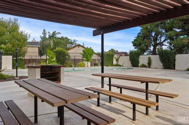 Pool Area - 4600 Beechwood St