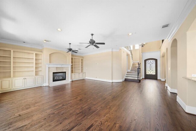 Building Photo - 4628 Beech St