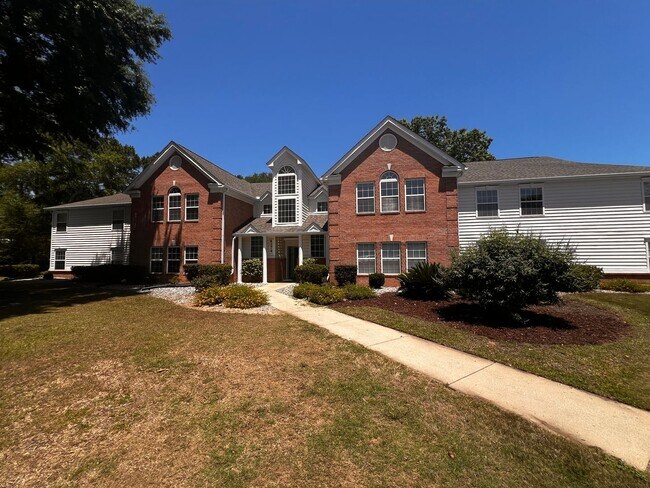 Building Photo - First Floor 3 Bedroom, 2 Bath Condo at Riverwoods in Murrells Inlet!