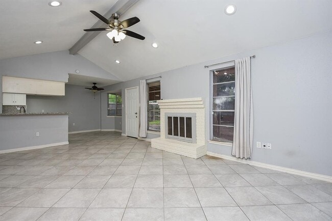 Building Photo - 19402 Leafwood Ln
