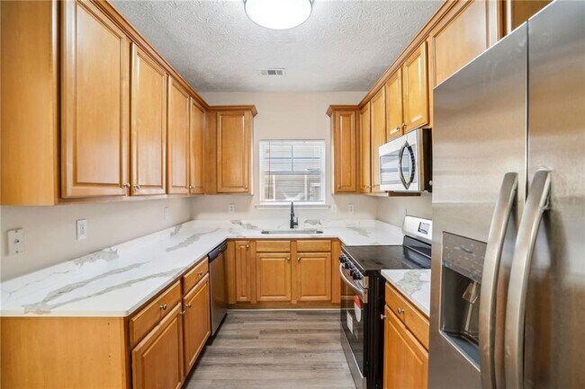 Building Photo - 4593 Parkway Cir