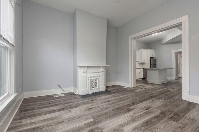 Building Photo - 1504 E Breckinridge St