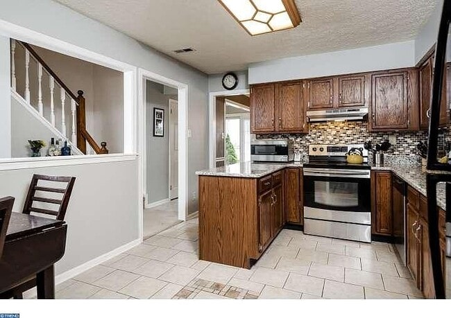 Primary Photo - 1504 Virginia Ct