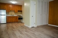 Building Photo - 1550 CT-12