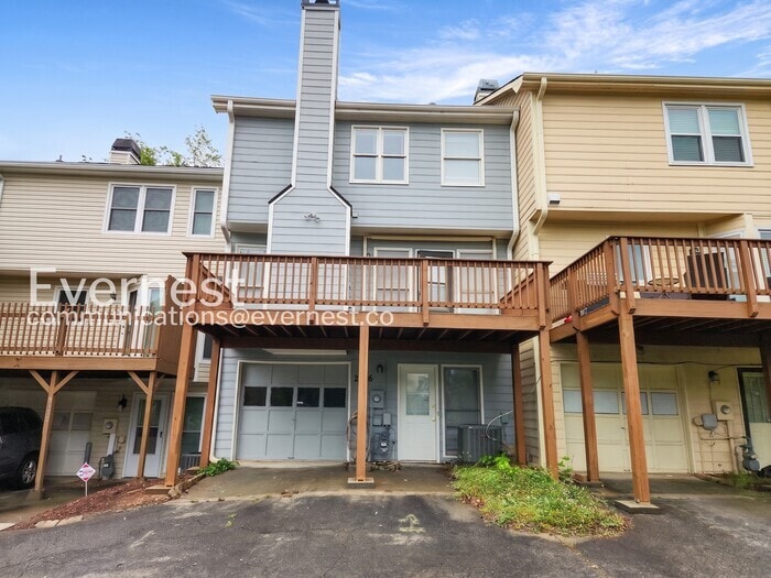 Building Photo - 2696 Arbor Glen Pl