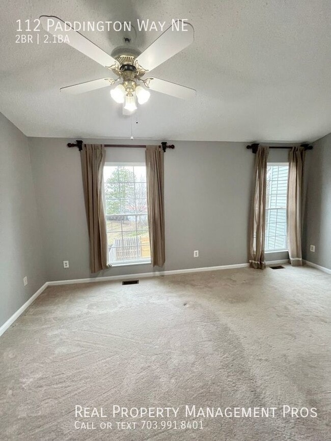 Building Photo - 112 Paddington Way NE