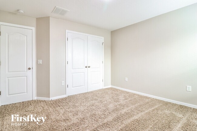 Building Photo - 415 Westchester Hills Ln