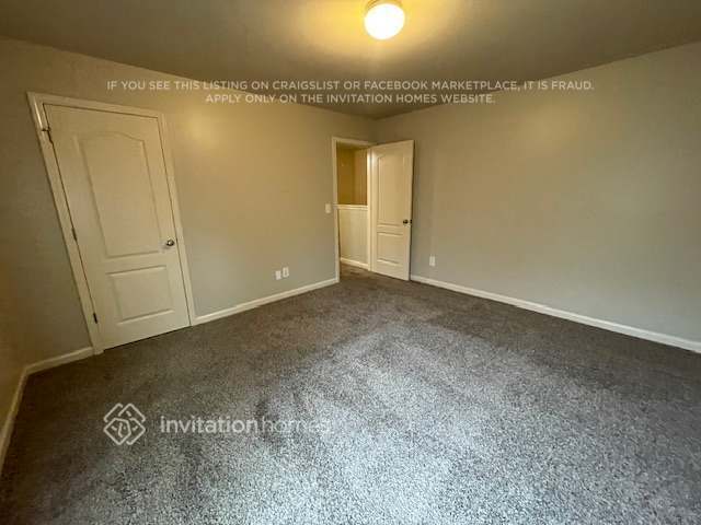 Building Photo - 3640 Brookhollow Dr