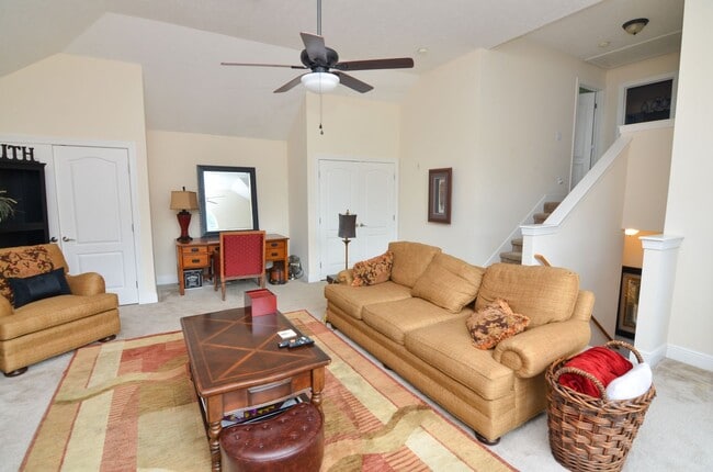 Building Photo - 205 Stecoah Ct