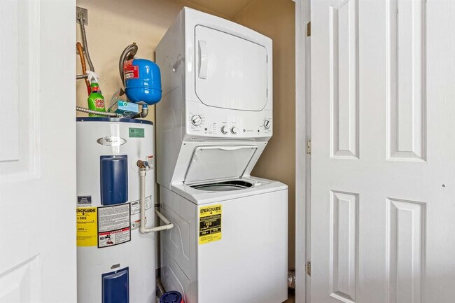 Building Photo - 1503 Fairview Ave